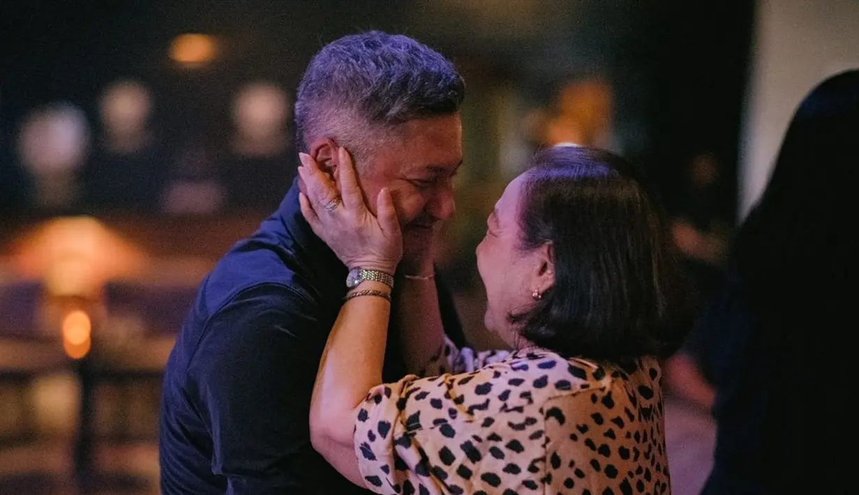 <p>Gading Marten ultah ke-40 (Instagram/gadiiing)</p>