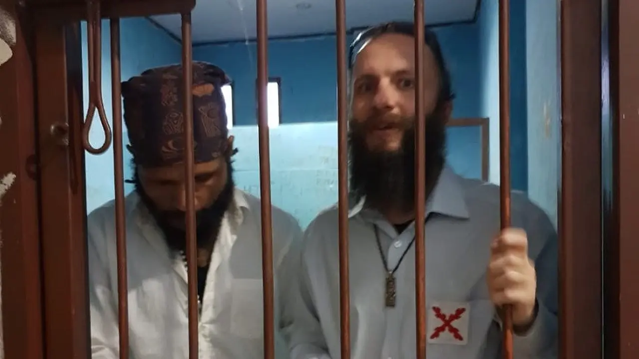 Jakub Fabian bersama Simon Magal di PN Wamena