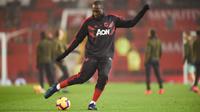 3. Romelu Lukaku - Tekanan dari Mou membuat penampilan Lukaku menjadi tak maksimal. Kepercayaan dirinya pun seolah luntur terlihat dari gaya bermainnya pada musim ini. (AFP/Oli Scarff)