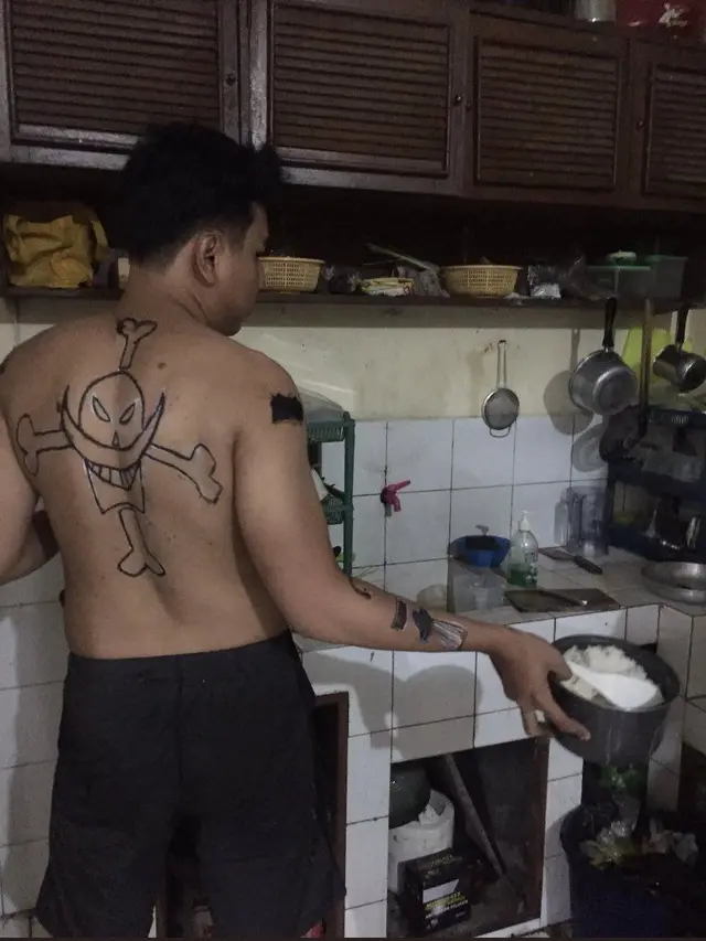6 Tato Shirohige One Piece Ini Bikin Wibu Senyum Lebar