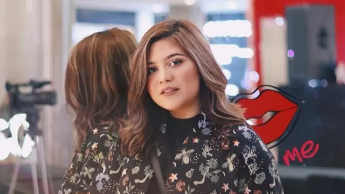 Igari Makeup ala Vlogger Sarah Ayu yang Bikin Mabuk Kepayang, Gemesin!