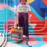 Berani tabrak warna dan motif, style unik dan penuh karakter dari Coco (Foto: Instagram/ Coco_Pinkprincess)