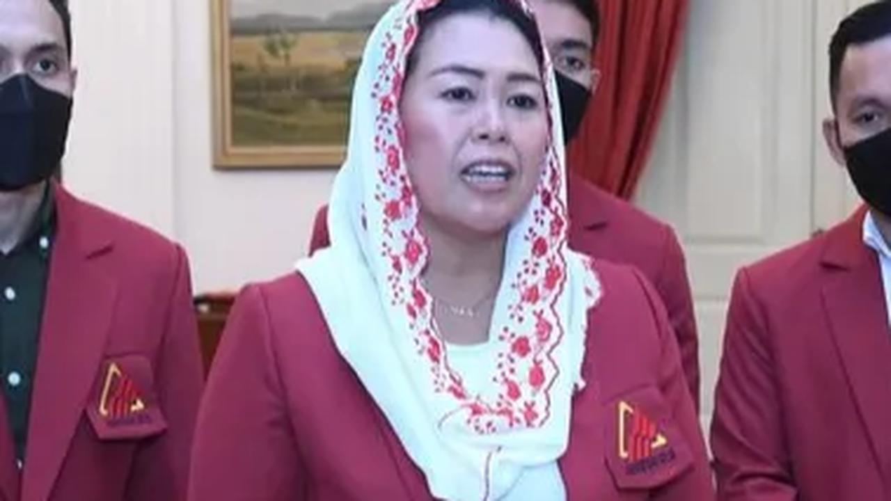 Putri Presiden ke-4 Abdurrahman Wahid alias Gus Dur, Yenny Wahid menyatakan siap jika dirinya dipilih sebagai calon wakil presiden (cawapres) di 2024. Yenny mengaku, saat ini dia dekat dengan para bacapres yakni Prabowo Subianto, Anies Baswedan, dan Ganja