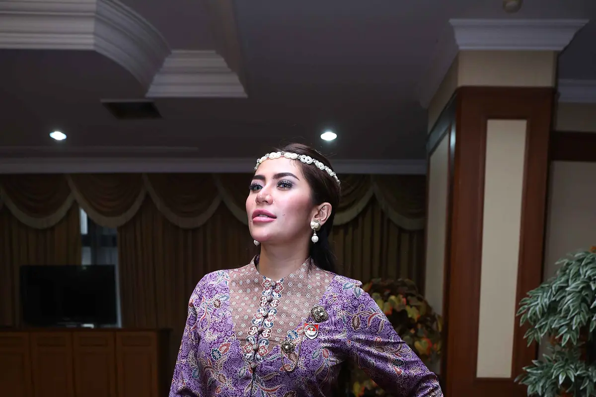 [Bintang] Cinta Penelope