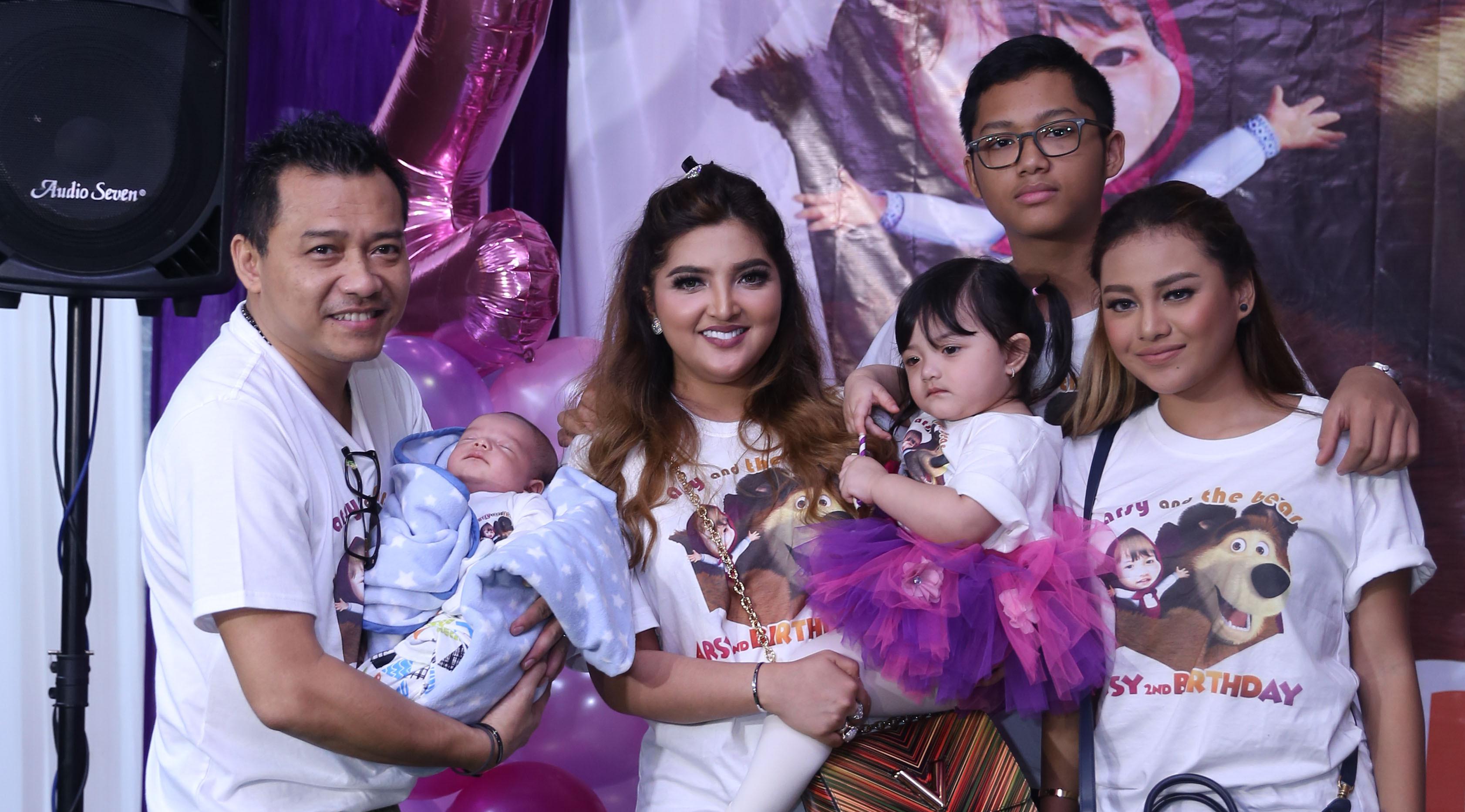 Keluarga Anang - Ashanty