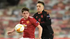 Kepindahan Daniel James dari Manchester United menuju Leeds United merupakan keputusan terbaik usai kepulangan Ronaldo ke Old Trafford. Hal tersebut beralasan karena James akan kesulitan mendapatkan tempat di MU sedangkan Leeds akan menambah amunisi daya serangnya. (Foto: AFP/Oli Scarff)