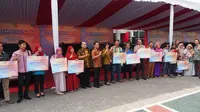 PT Astra Daihatsu Motor menyerahkan 110 unit mobil Daihatsu ke konsumen di Cirebon, Jawa Barat. (Dok: Daihatsu)