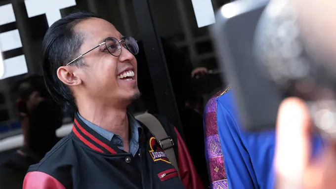 [Bintang] Kiswinar dan Ibunya ke Propam Polda Metro Jaya