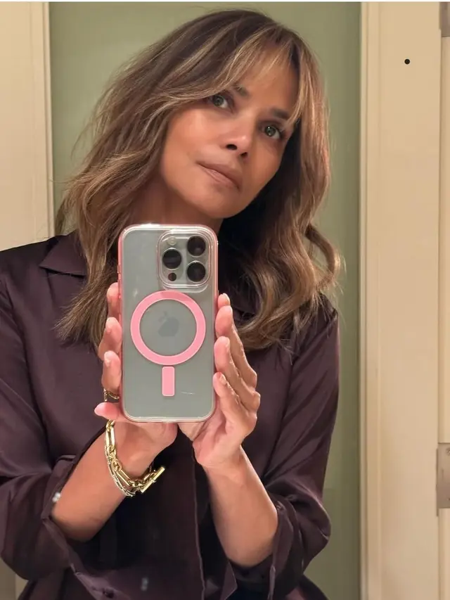 Diabetes Bukan Akhir Dari Segalanya. Sederet Artis ini Menunjukkan Perjuangannya Melawan Diabetes Sampai dengan Hari Ini (Instagram.com/halleberry)