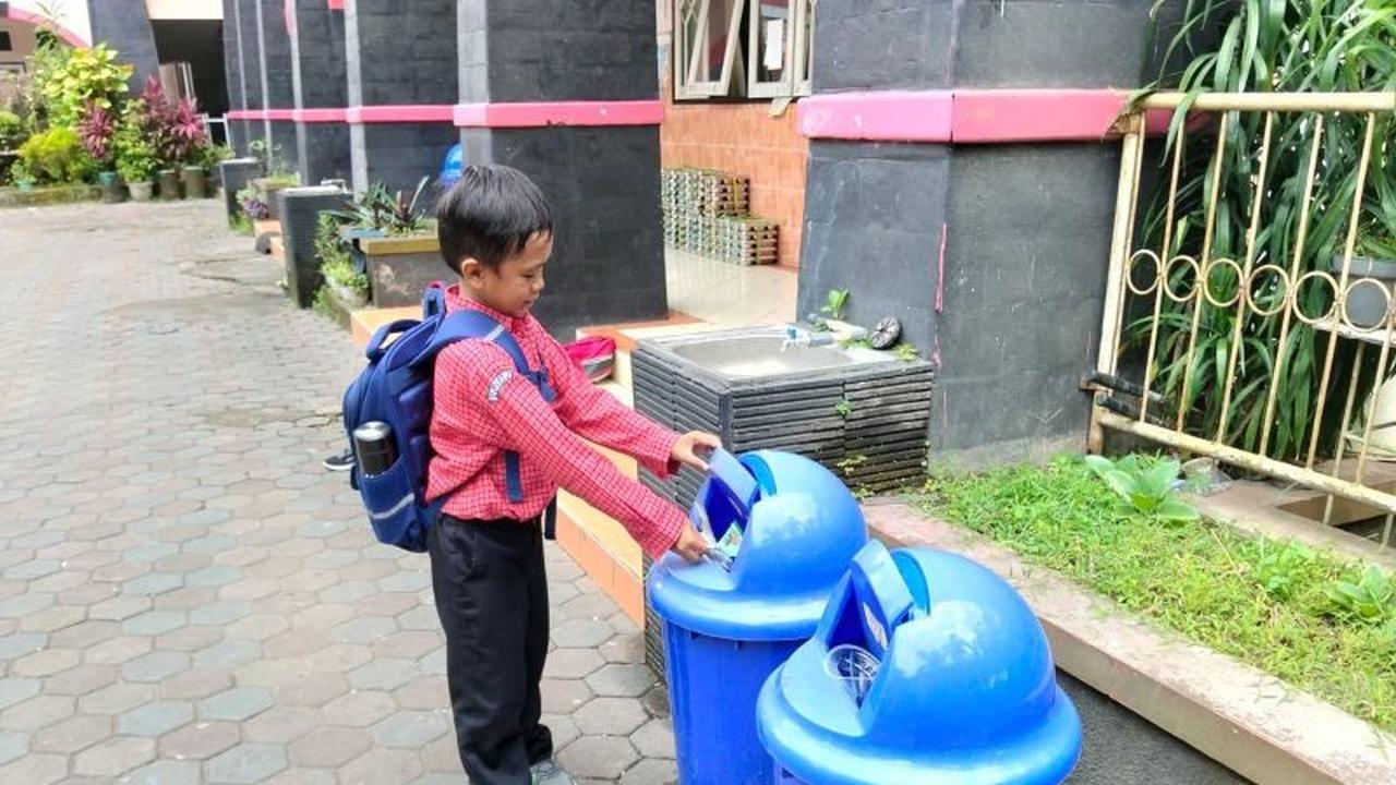 DLH Mataram Masifkan Sistem Tempah Dedoro di Sekolah untuk Olah Sampah Organik