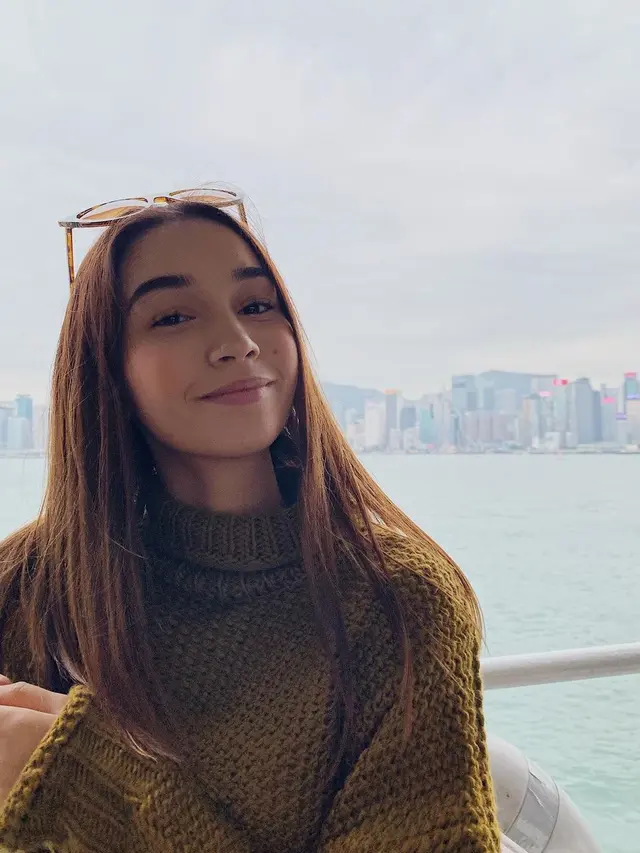 Potret Sophia Rogan Dengan Wajah Natural, Menuai Banyak Pujian. (Sumber: Instagram/thesophiarogan)