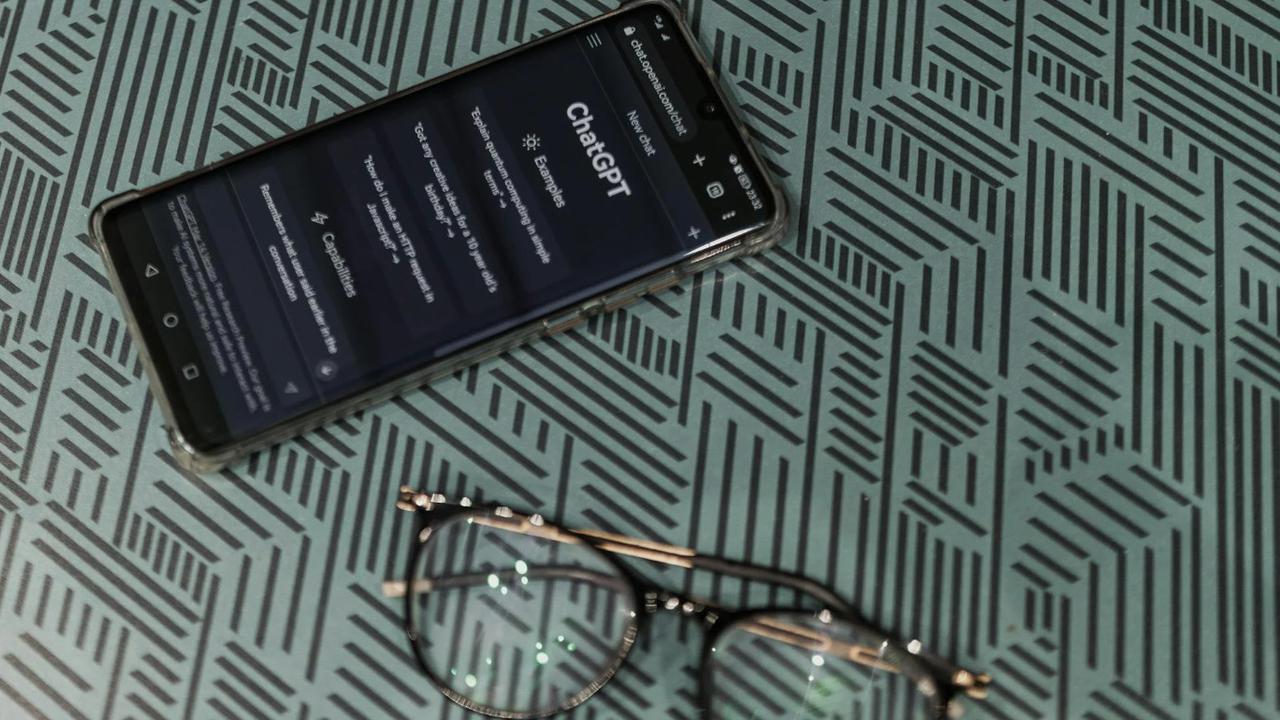 Daftar Aplikasi AI yang Cocok Dipakai Buat Mahasiswa