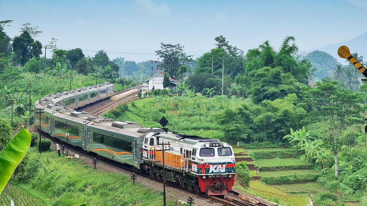 Diskon Besar-besaran, Tiket Kereta Api Luxury Hanya Rp499.000 dan Kelas Eksekutif Rp129.000