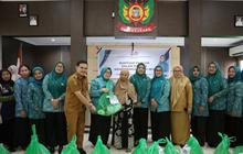 TP PKK Makassar Salurkan Bantuan Pangan Spesial Hari Ibu, Perkuat Ketahanan Keluarga