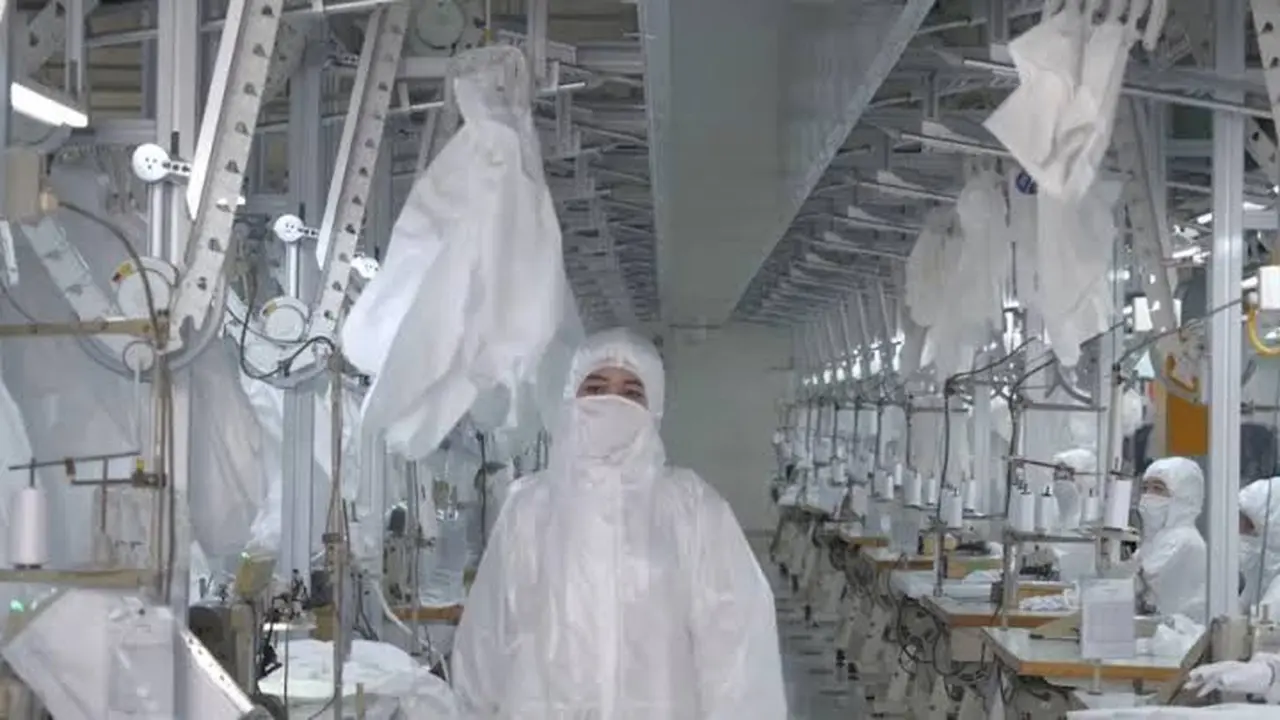 Produsen APD mengeluhkan produksi tak terserap. (Istimewa)