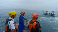 Pencarian hari terakhir penumpang kapal yang melompat ke laut di Perairan Pulau Rimau, Lampung Selatan. Foto : (Basarnas Lampung)
