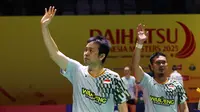 Pasangan berjuluk The Daddies itu takluk di wakil Malaysia, Junaidi Arif/Roy King Yap dengan skor 13-21 dan 14-21. (Bola.com/Abdul Aziz)