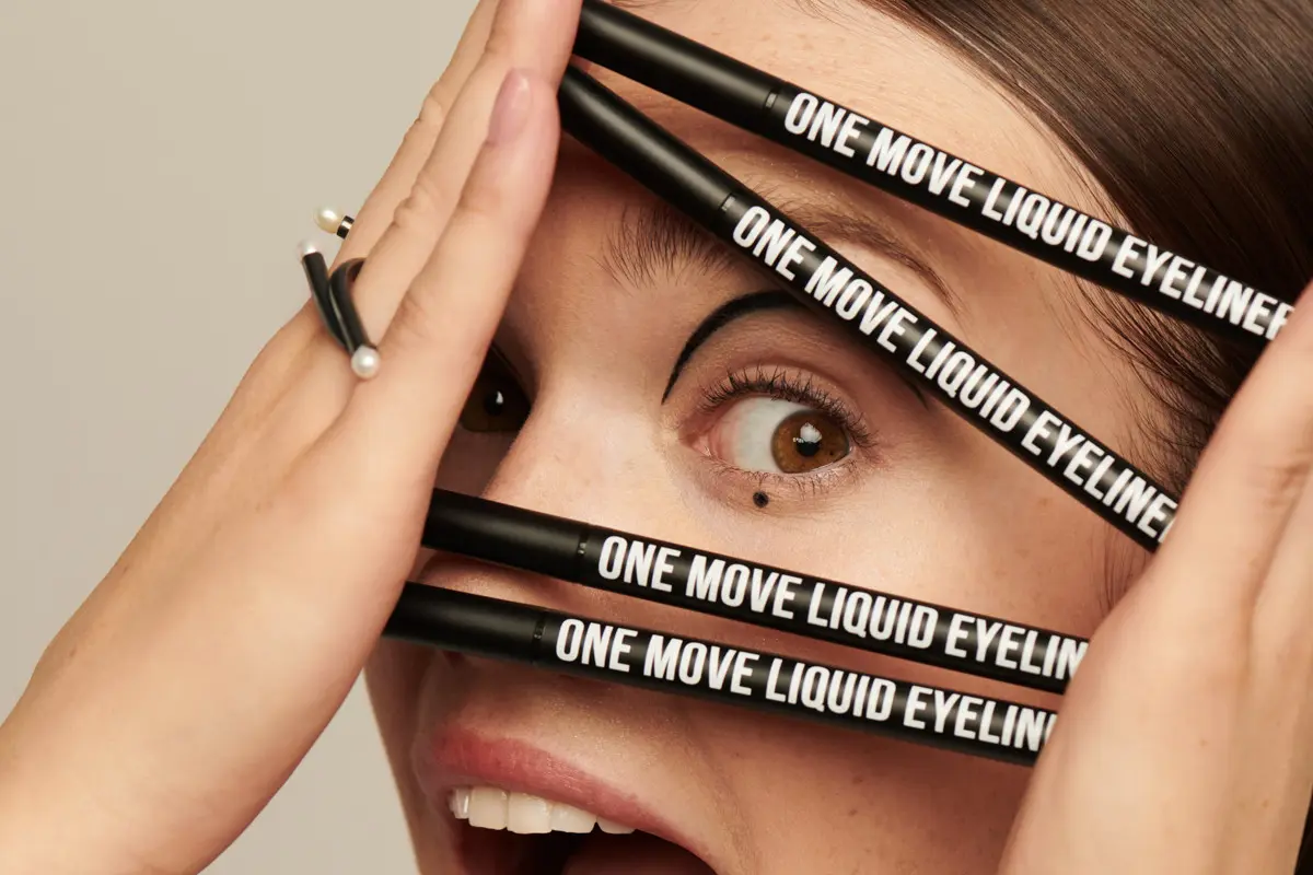 Inglot One Move Liquid Eyeliner Eyeliner