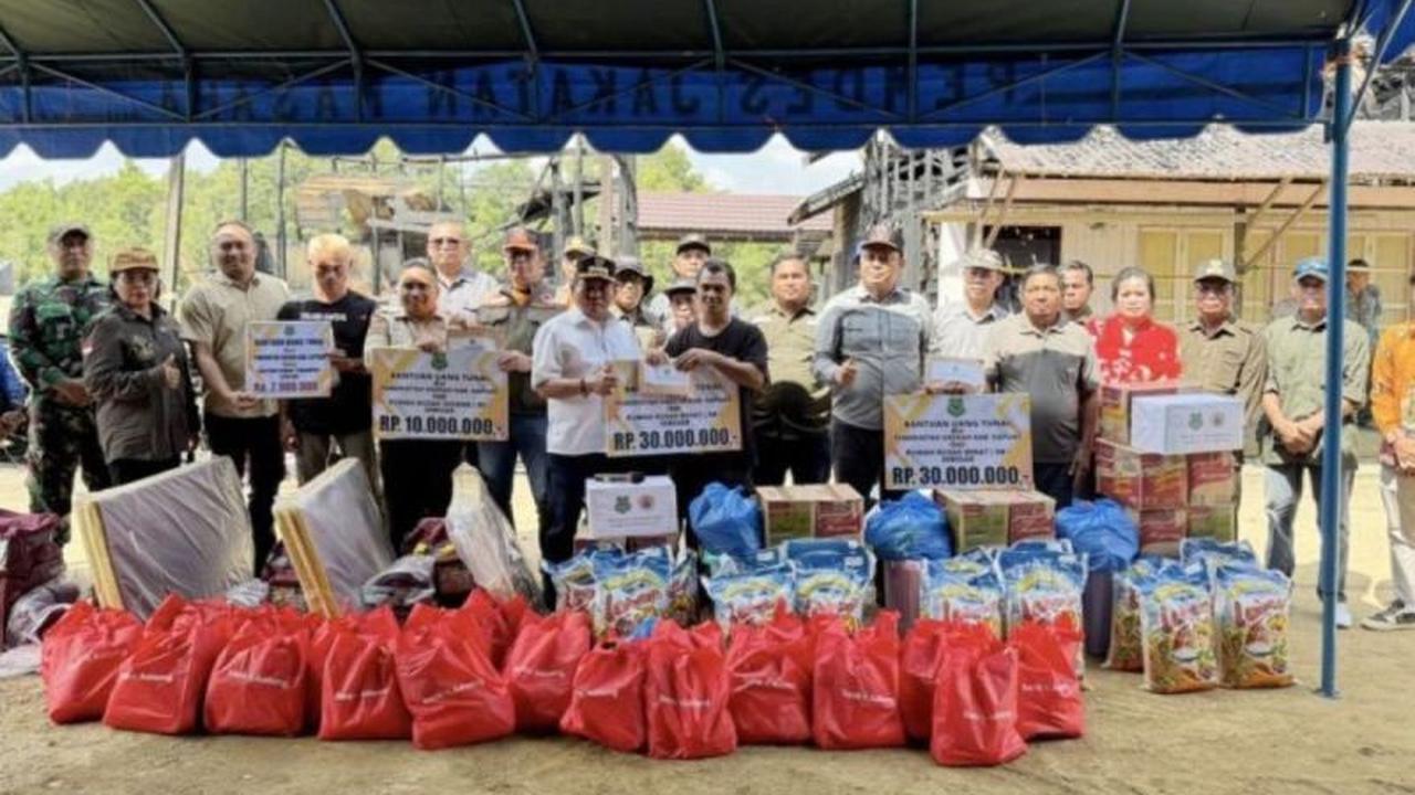 Pemkab Kapuas Salurkan Bantuan Korban Kebakaran di Jakatan Masaha, Gerak Cepat Ringankan Beban Warga