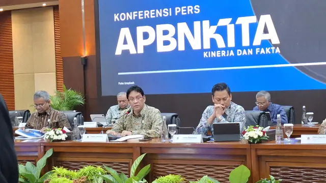 Menteri Keuangan Purbaya Yudhi Sadewa dalam Konferensi Pers APBN Kita, di Kantor Kemenkeu, Jakarta, Kamis (8/1/2026). (Liputan6.com/Arief)