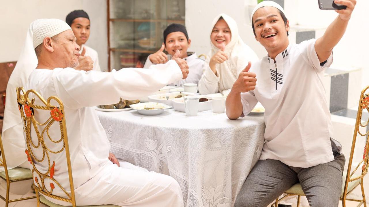 Tips Memilih Baju Koko yang Nyaman dan Stylish, Kunci Utama di Bahan