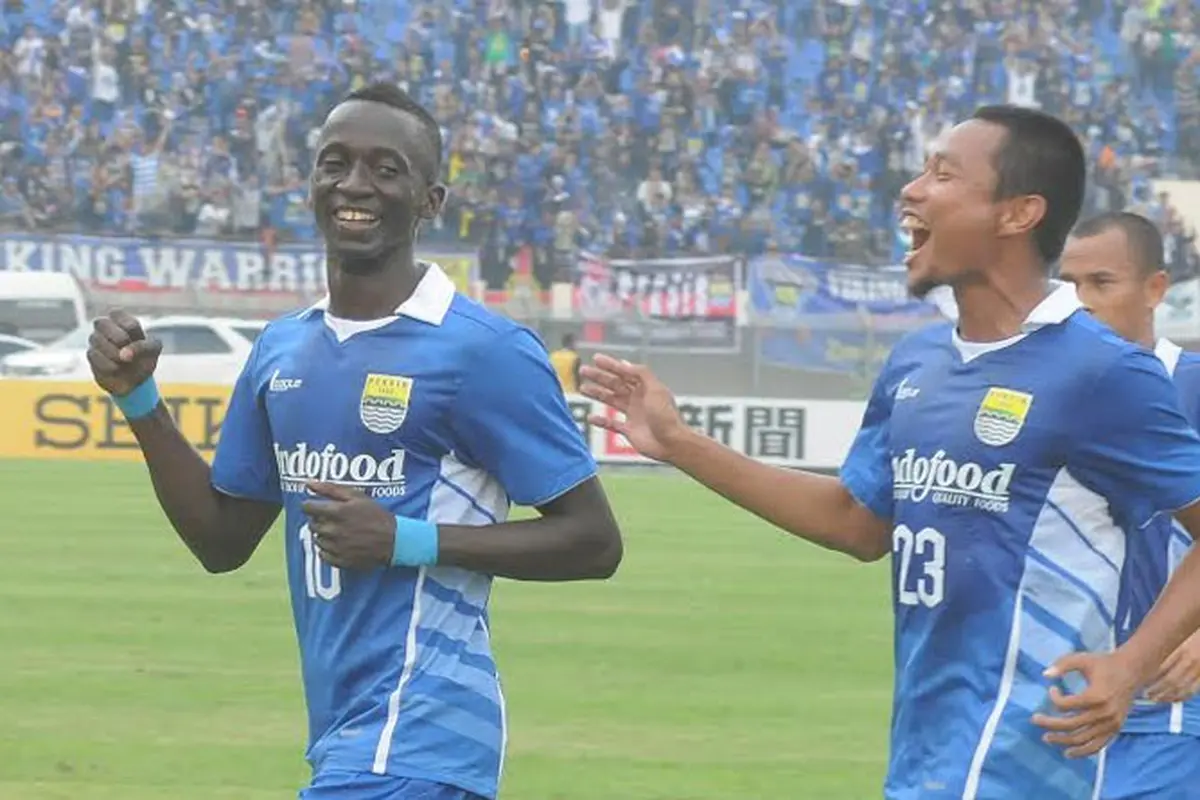 Makan Konate dan M Ridwan di Laga Persib Bandung vs New Radiant