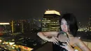 Ketertarikan wanita kelahiran Bandung ini dalam dunia DJ berawal dari kesukaannya dengan musik. (Liputan6.com/Faisal R Syam)