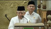 Sebelum melaksanakan salat tarawih, Wapres RI menyampaikan tausiahnya Masjid Agung Awwal Fathul Mubien, Kota Manado, Sulut, Rabu (3/4/2024).