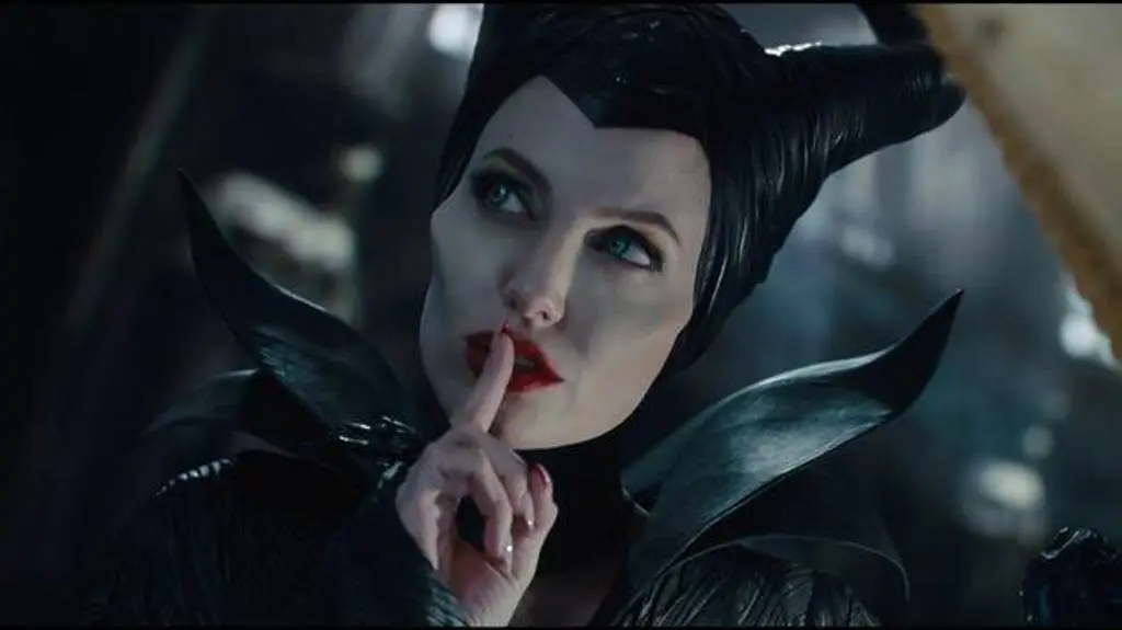 Angelina Jolie sudah mulai menggarap film Maleficent 2? (Via: Disney Movies)