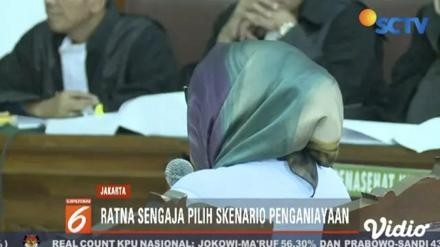 Kembali jalani sidang lanjutan, Ratna Sarumpaet akui empat kali sedot lemak tanpa sepengetahuan keluarga karena merasa malu.