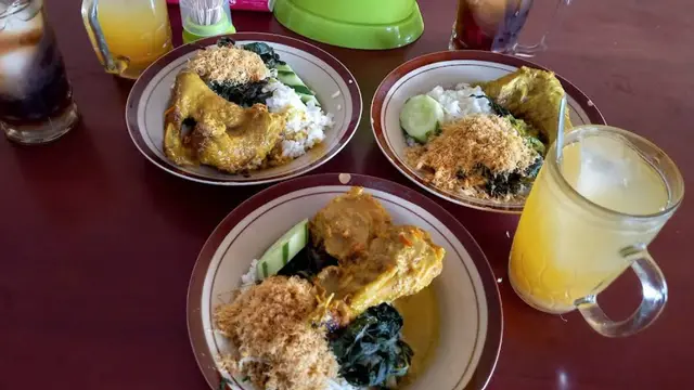 Rekomendasi Tempat Makan Ayam Lodho di Tulungagung
