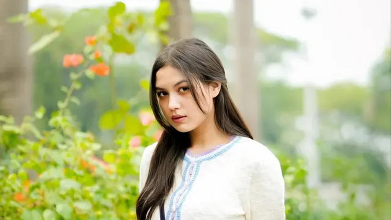 Tengok Gaya Chic dan Memukau Yasmin Napper, Paula Verhoeven, Saskia Chadwick, dan Jennifer Bachdim dengan Koleksi Tas Coach Terbaru