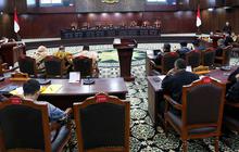 VIDEO: Sidang MK Panas! Kubu Anies Bentak Ahli KPU: Jangan Sok Tahu Pak!