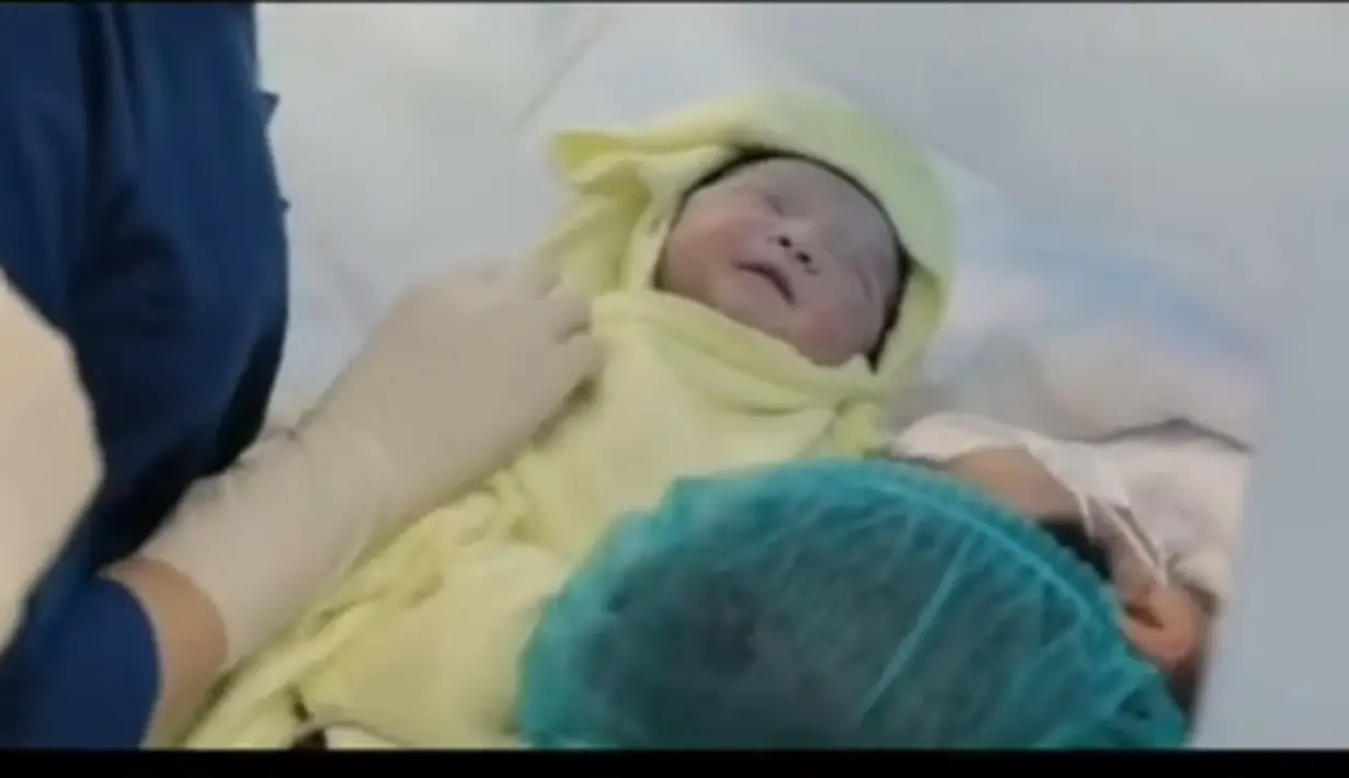 Anak ke-2 Chelsea Olivia dan Glenn Alinskie (Foto: Instagram/chelseaoliviia92)