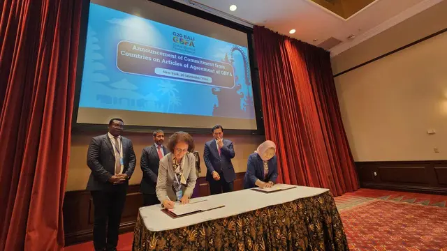 UNDP dan TBI menandatangani Nota Kesepahaman (MoU) dengan Kementerian Koordinator Bidang Kemaritiman dan Investasi. (Dok Kemenko Marves)