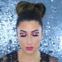 Ilustrasi makeup kekinian. (sumber foto: Instagram/farahpromakeup)