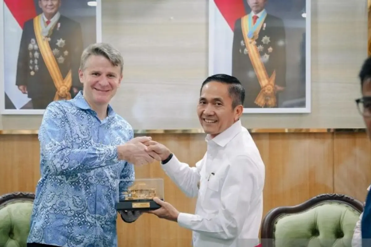 Wali Kota Palembang Ratu Dewa saat audiensi bersama Duta Besar Australia untuk Indonesia Roderick Brazier di Palembang, Rabu (8/4/2026).