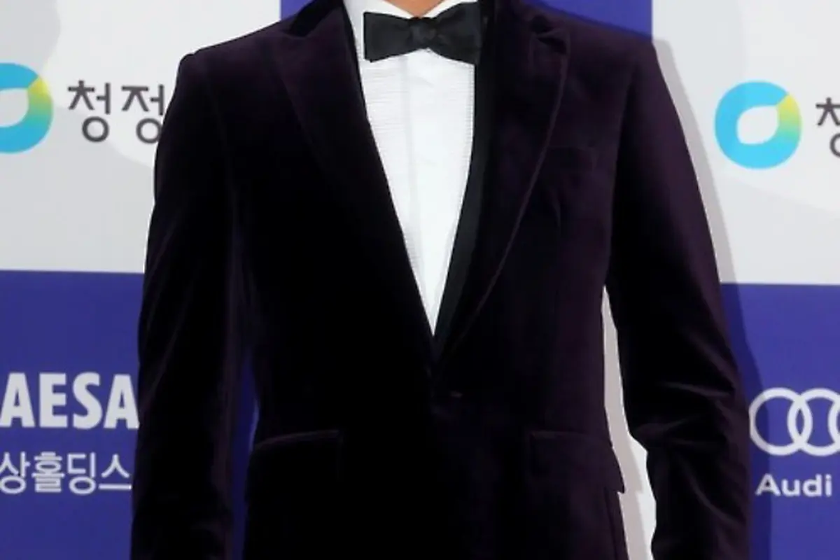 [Bintang] Yoo Ah In 