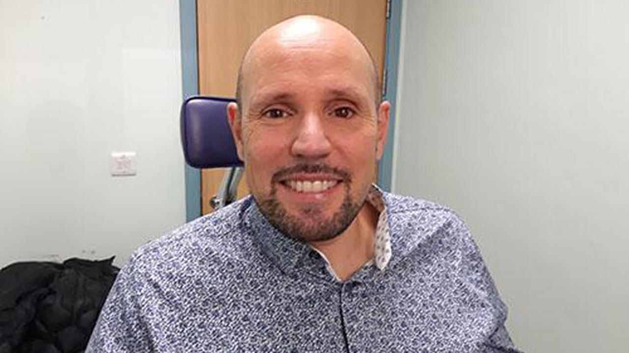 Pria Ini Pakai Mata Palsu Hasil Cetak 3D