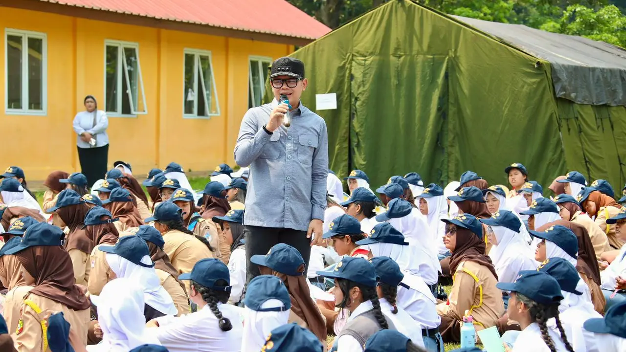 Wakil Menteri Dalam Negeri (Wamendagri) Bima Arya Sugiarto saat menjadi keynote speaker dalam kegiatan Garuda Youth Camp 2026 di Bumi Perkemahan Pramuka Cibubur, Jakarta, Minggu (3/5/2026). (Dok. Istimewa)