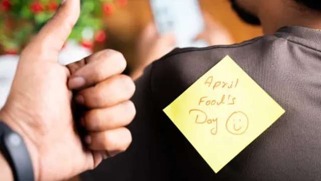 Ilustrasi April Mop. (Unsplash)