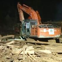 Kementerian Kehutanan (Kemenhut) mempercepat upaya pembersihan tumpukan kayu limbah bencana banjir dan material lumpur di sejumlah wilayah terdampak banjir di Sumatra bersama dengan kementerian/lembaga lain serta masyarakat setempat (kehutanan.go.id)