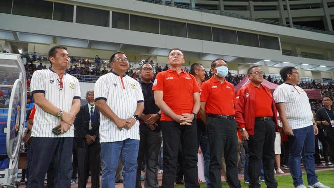 Ketua PSSI, Mochamad Iriawan dan Menpora Zainudin Amali saat membuka Liga 2 2020. (PSSI).