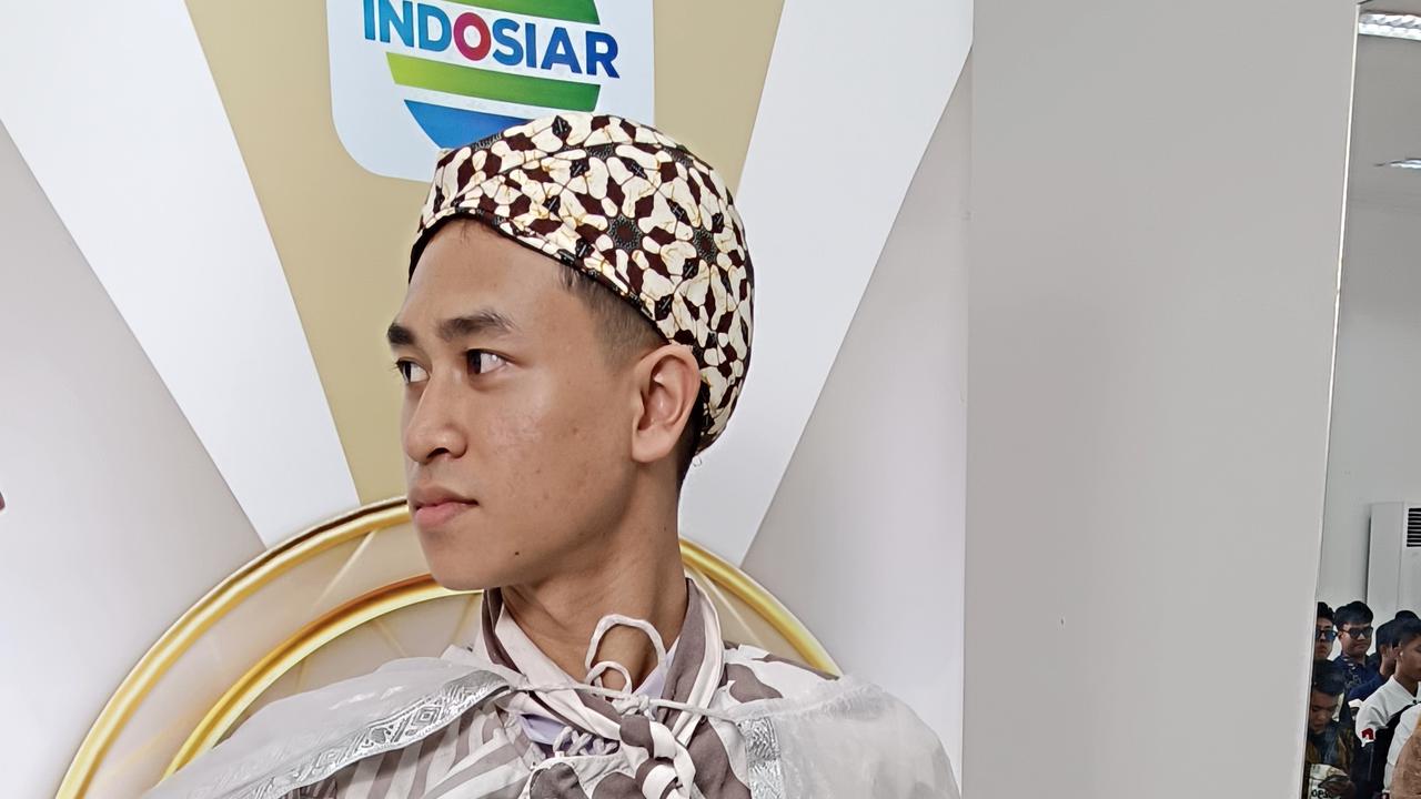 Berangkat Subuh dari Purwakarta, Deden Rela Basah-Basahan Demi Ikut Audisi D'Academy 7 di Jakarta