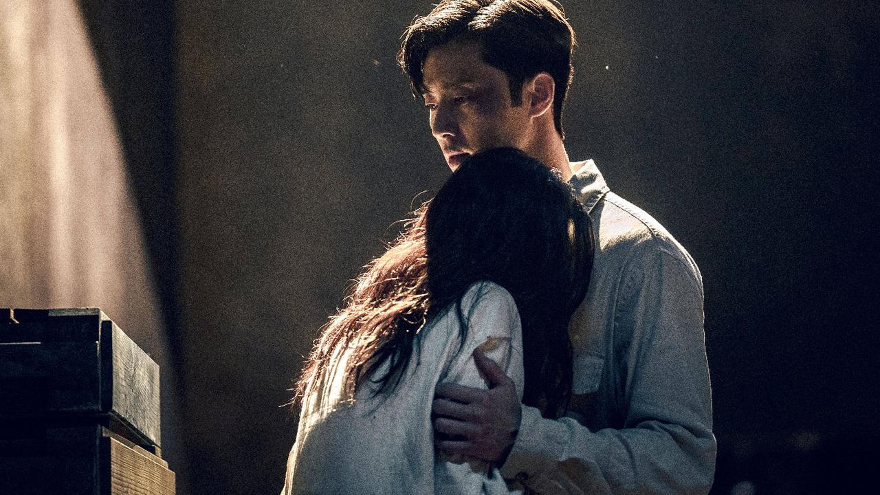 Pujian untuk Park Seo Joon dan Han So Hee dari Sutradara Chung Dong Yoon
