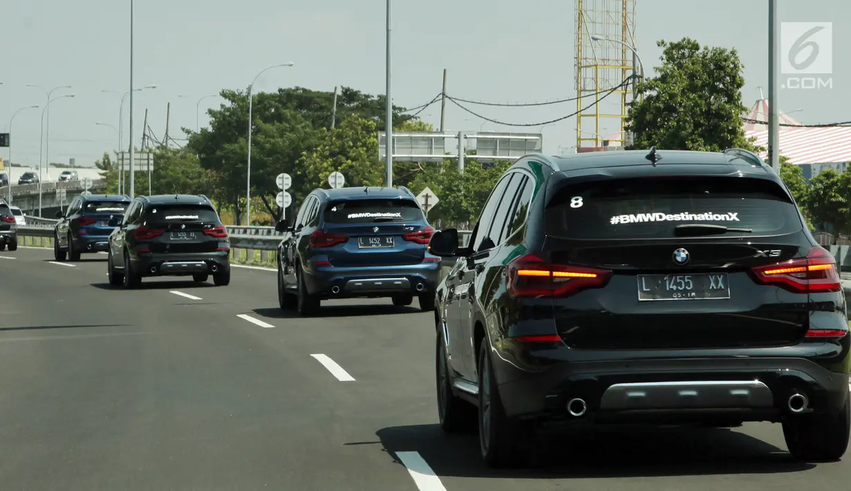 Perjalanan saat akan uji coba BMW All New X3 dalam BMW Media Driving Experience 2018 di Taman Nasional Bromo Tengger Semeru, Pasuruan, Jawa Timur, Rabu (9/5). (Liputan6.com/Pool/BMW)