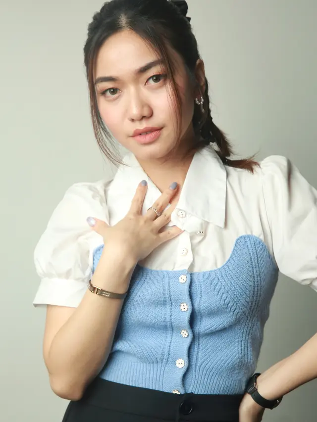 Setelah bahasa Indonesia, Elma Dae merilis lagu Tapi Sayangnya versi dua bahasa, yaitu Jepang dan Korea.