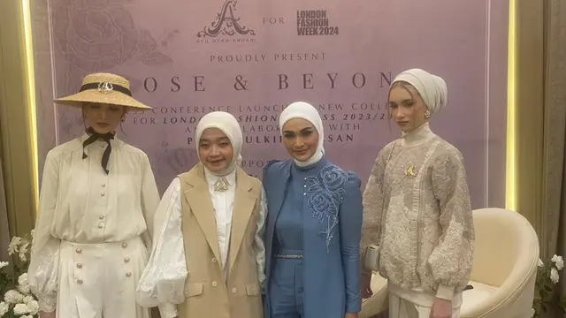 Ayu Dyah Andari dan Putri Zulkifli Hasan kolborasi untuk tampil di London Fashion Week 2023
