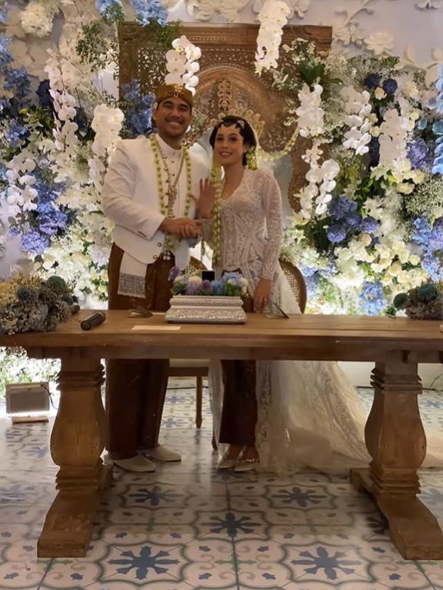 8 Potret Ayu Anggika Bolsterli Kenakan Kebaya Sebelum Menikah, Tampilkan Pesona Mba-Mba Jawa Meski Berwajah Bule