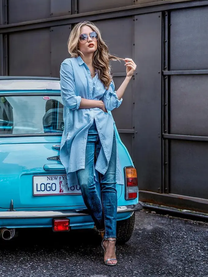 [Bintang] Cinta Laura